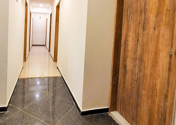 Hotel Nova Shine Rajkot